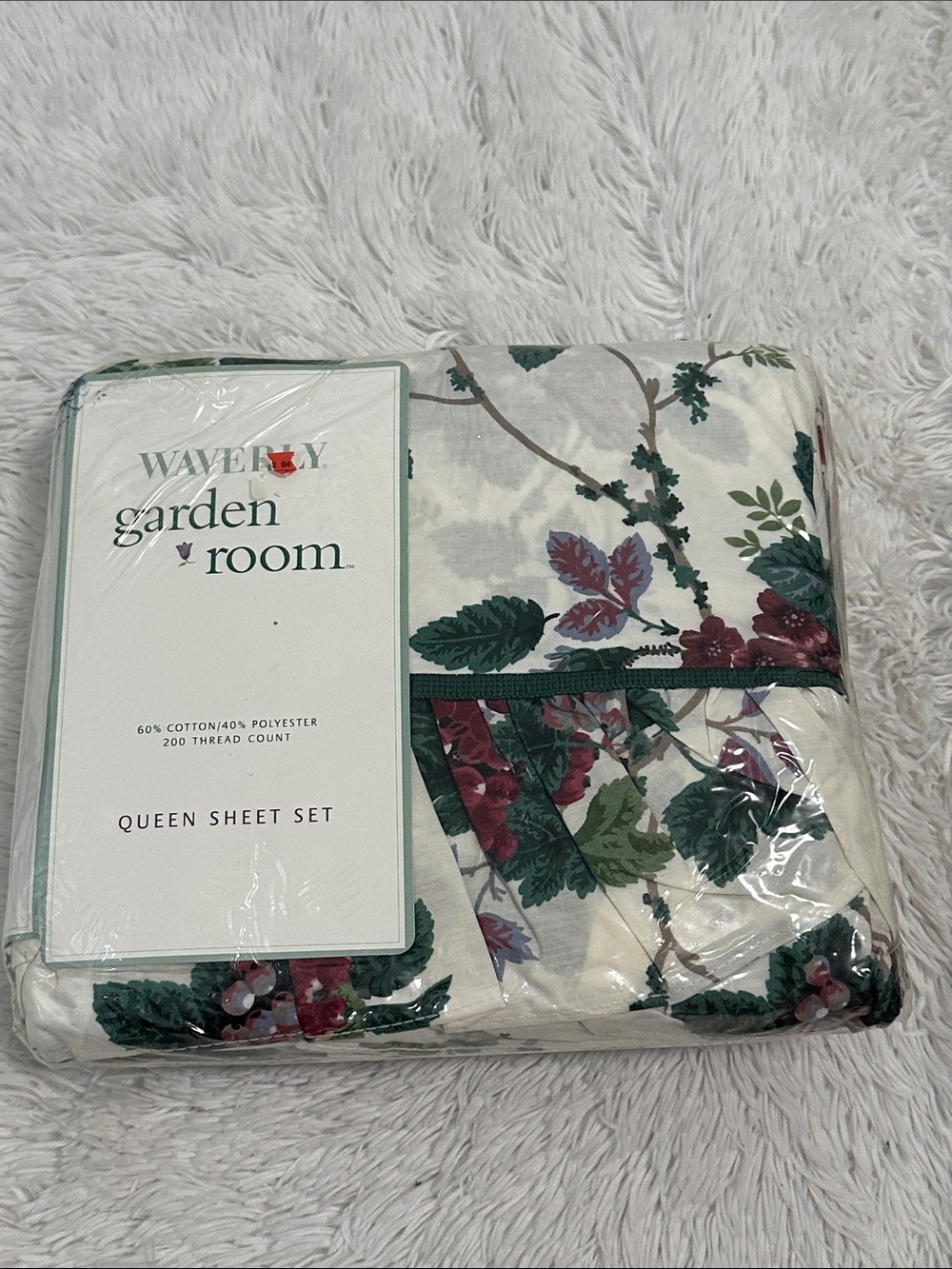 🥕 NWT Waverly Queen Sheet Set